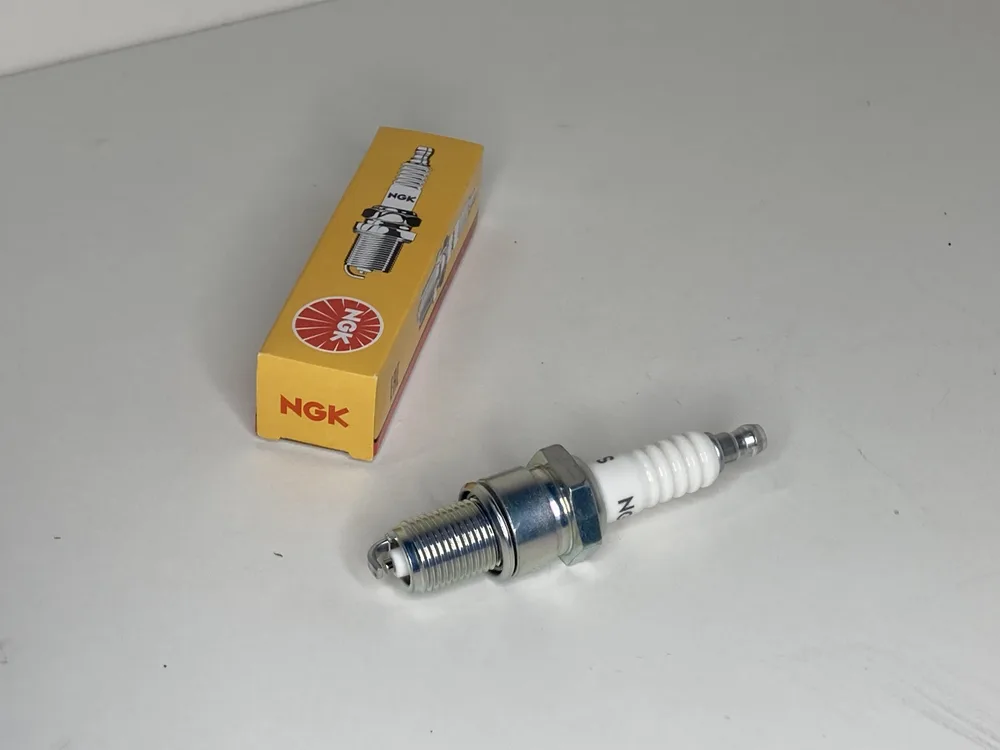 113224 FERRARI BOUGIE (NGK BP8ES)