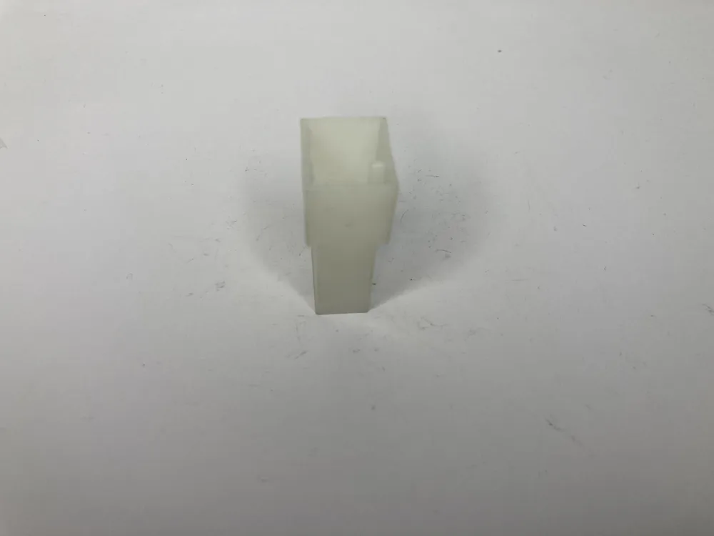 135331 FERRARI CONNECTEUR 3