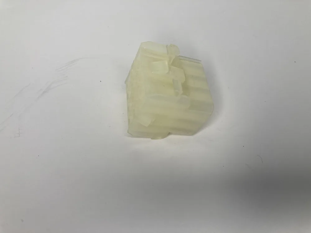 135338 FERRARI CONNECTEUR 2