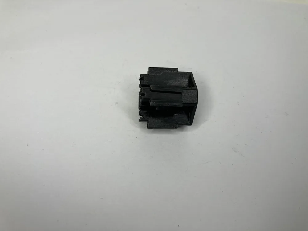 135363 FERRARI CONNECTEUR 4