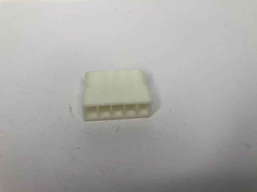 135365 FERRARI CONNECTEUR