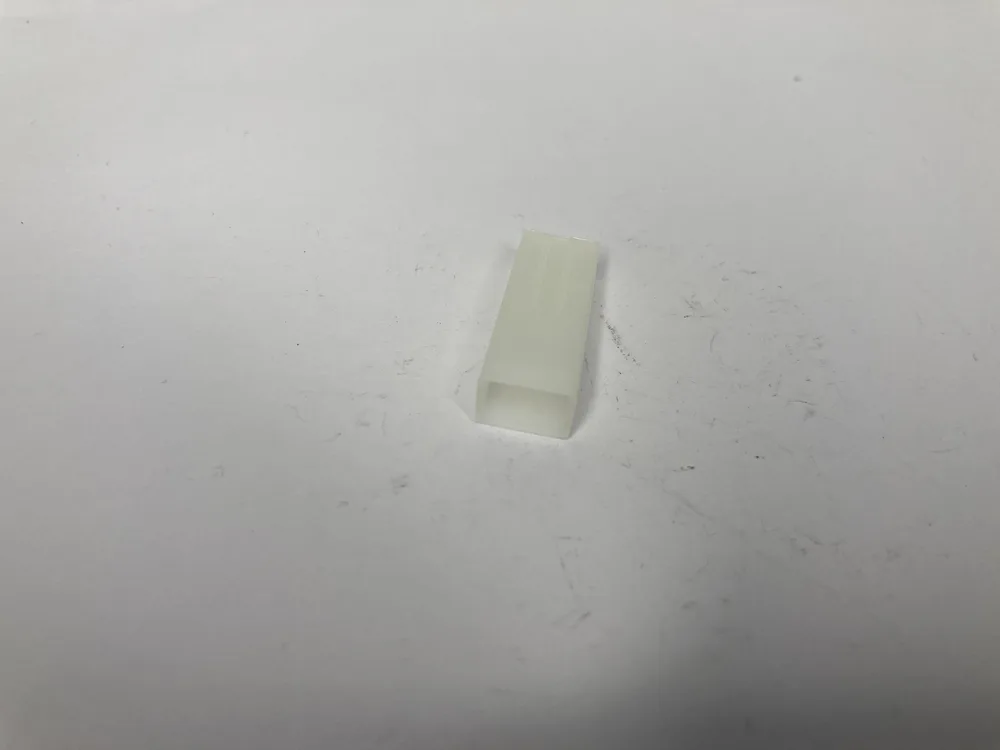 135370 FERRARI CONNECTEUR