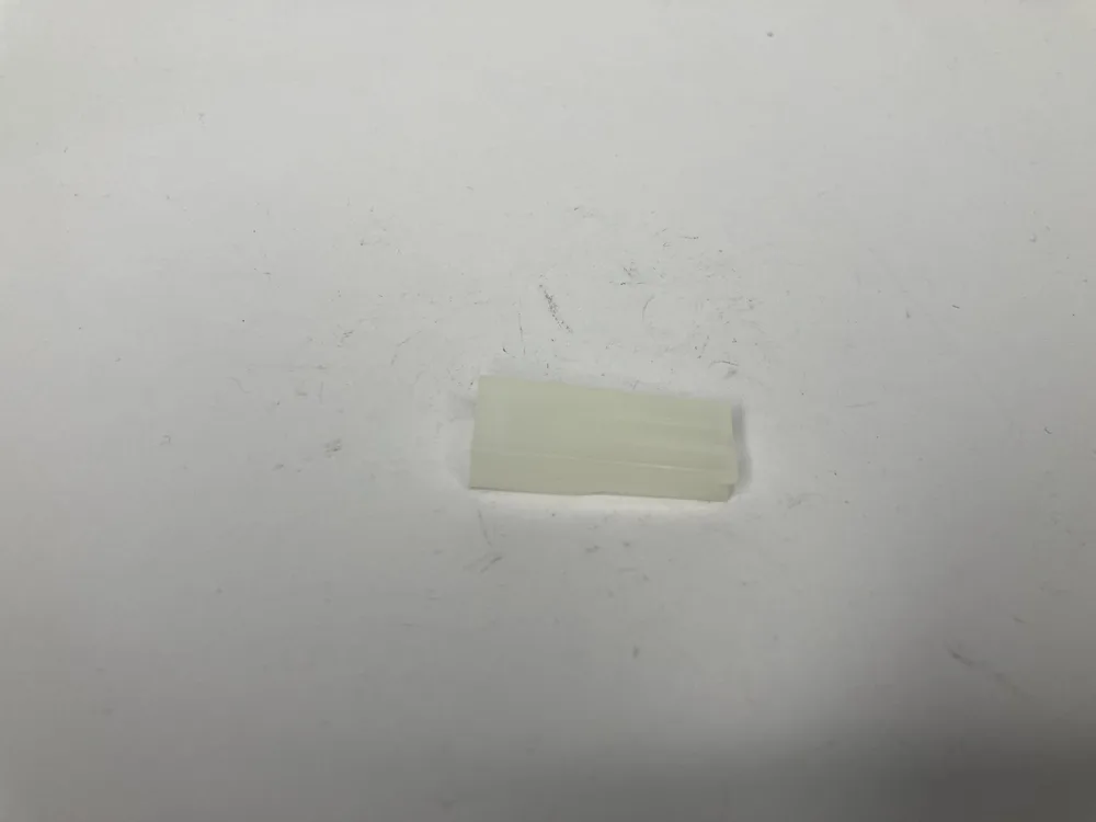 135370 FERRARI CONNECTEUR 2