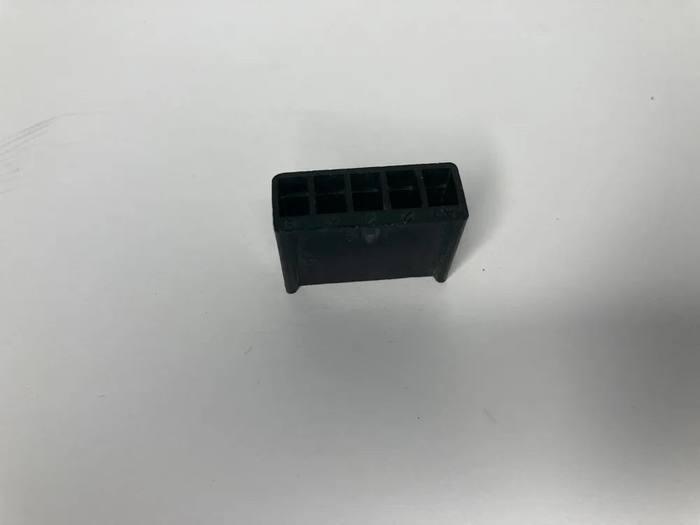 135388 FERRARI CONNECTEUR 4