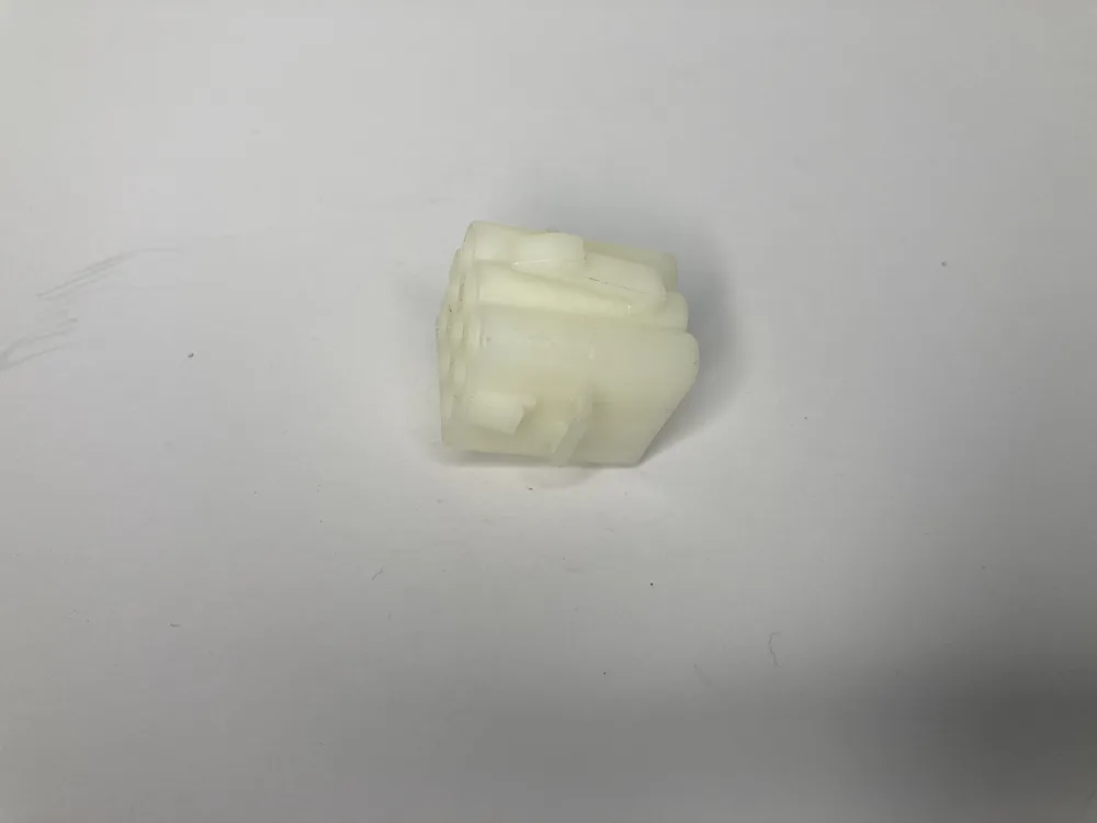 135441 FERRARI CONNECTEUR 2