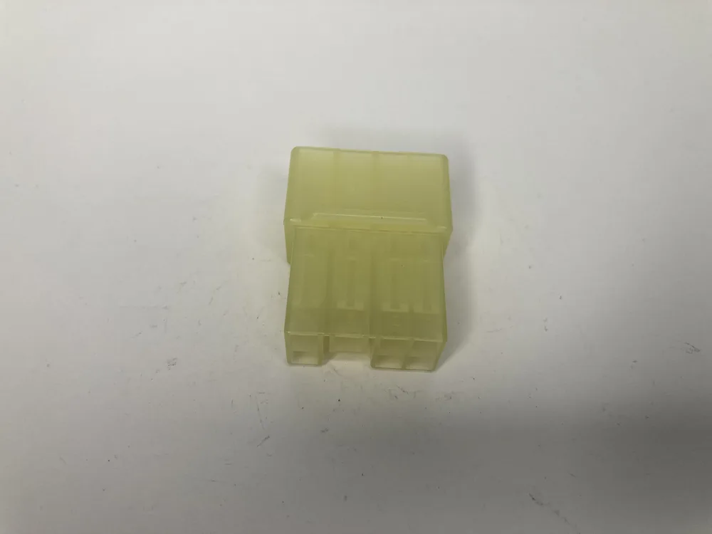 142651 FERRARI CONNECTEUR 2