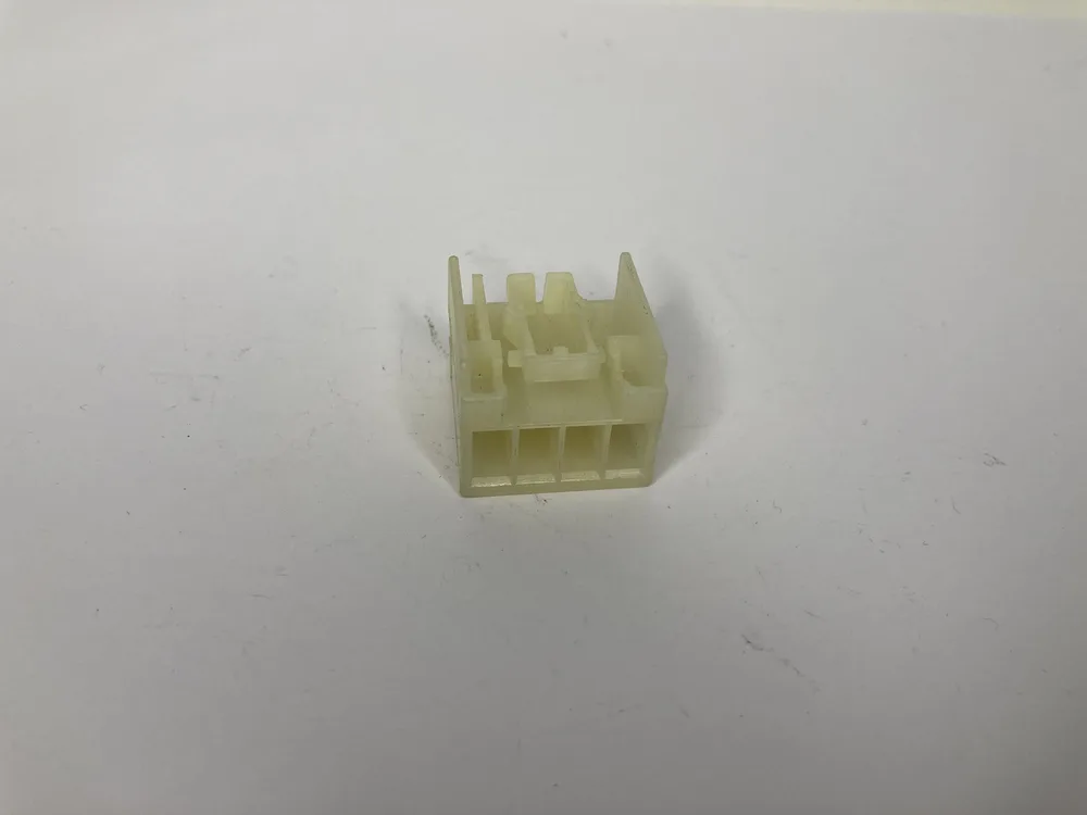142680 FERRARI CONNECTEUR 2