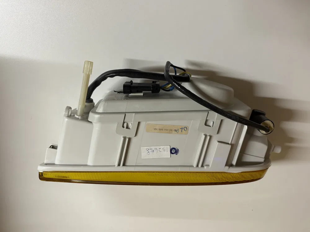 152658 FERRARI LH FRONT LIGHT 5