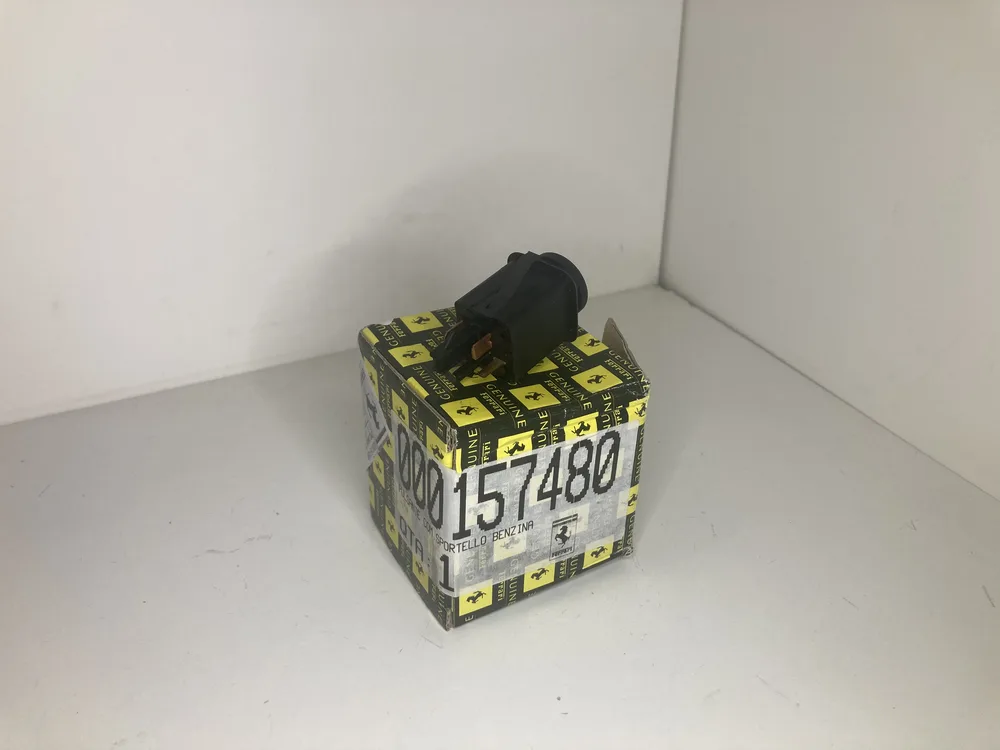 157480 FERRARI FUEL DOOR CONTROL PUSH-BUTT 5