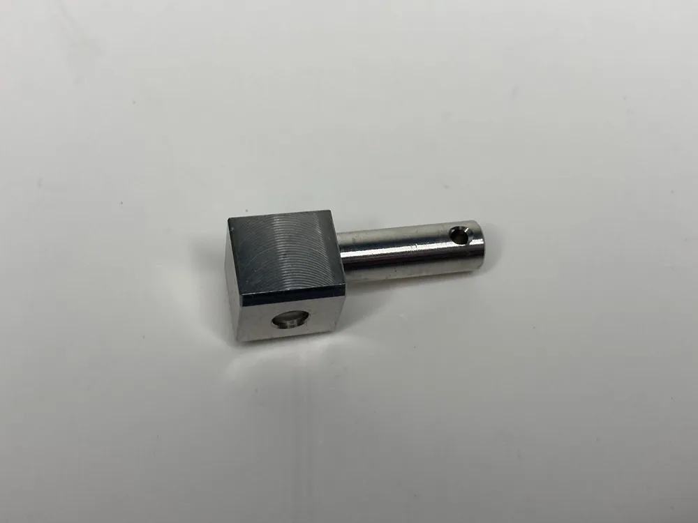 165567 MASERATI SPINA SU BOCC.SUPP.REGGISPIN