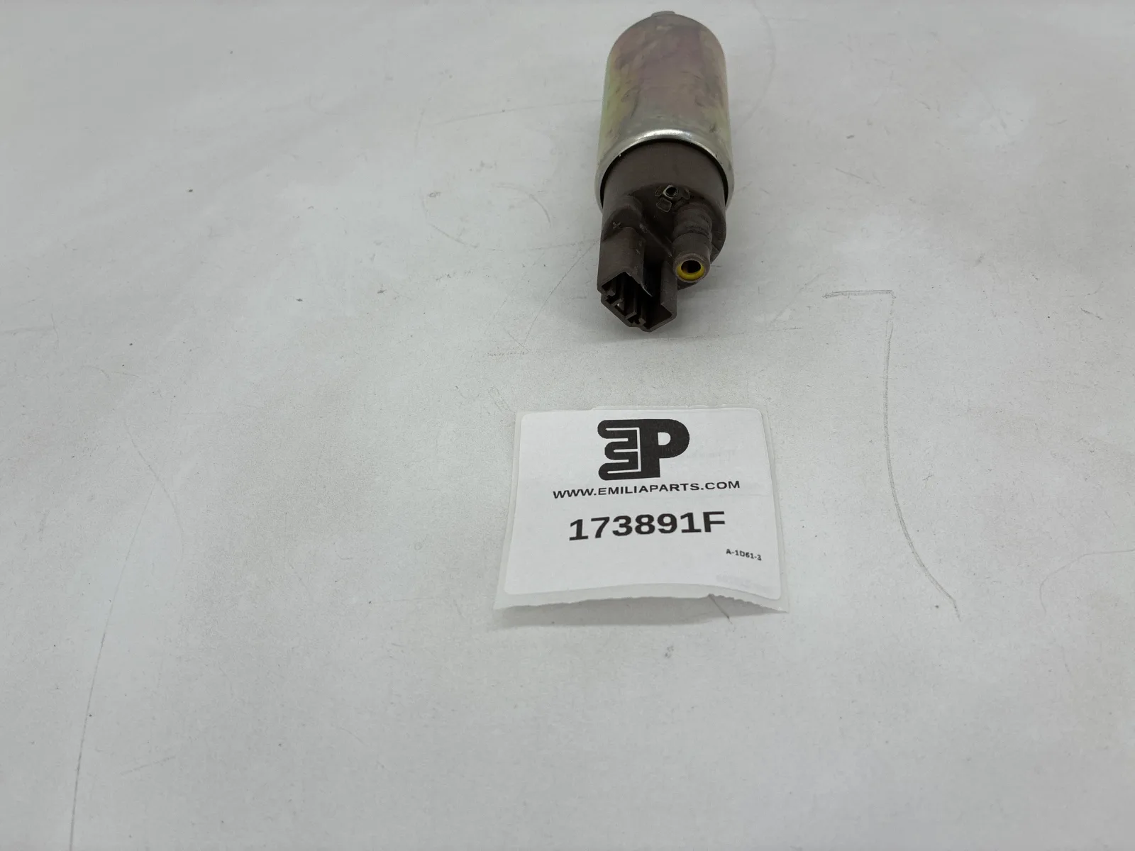 173891 FERRARI POMPA BENZINA 2