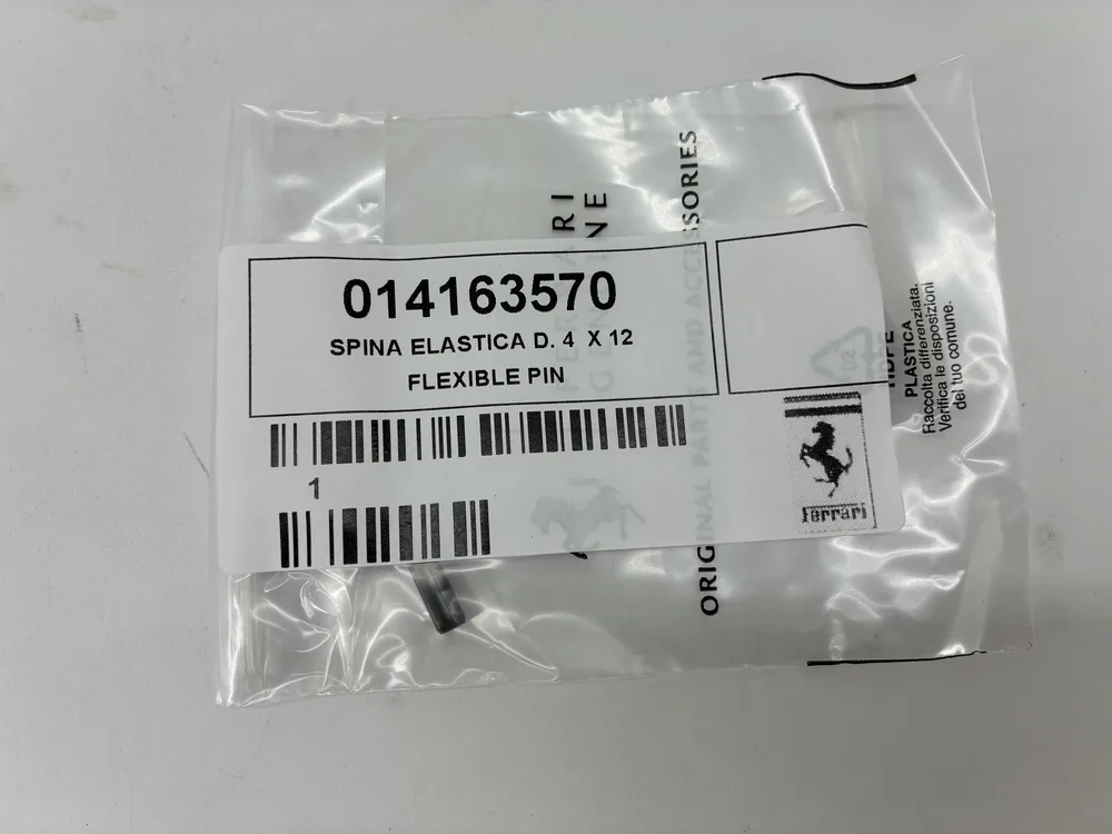 177784 FERRARI KIT BUTEE EMBRAYAGEContient : but 25
