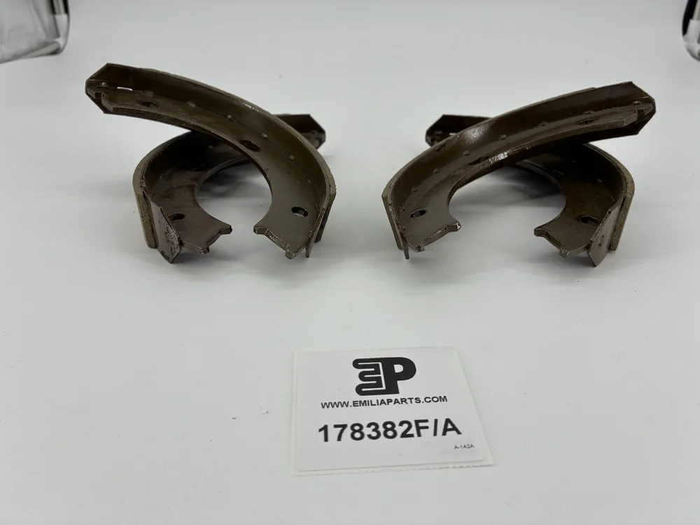 178382 FERRARI KIT 4 MÂCHOIRE FREIN A MAIN 1/2 LUNE