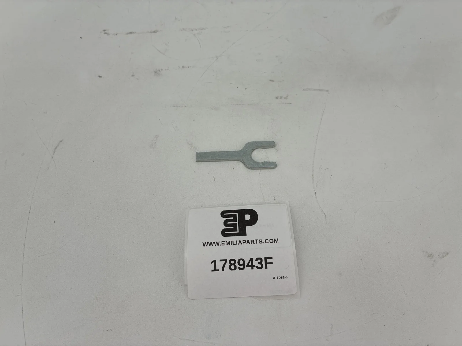 178943 FERRARI ADJUSTING PLATE