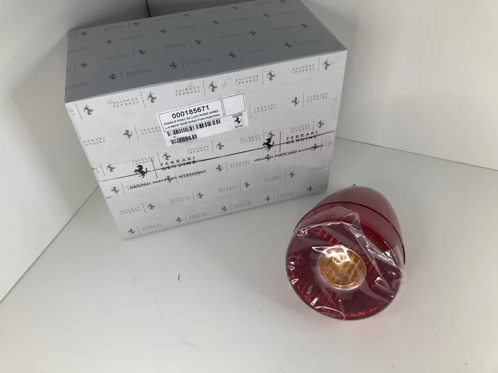 185671 FERRARI FANALE POST.SX LUCI POSIZ.D