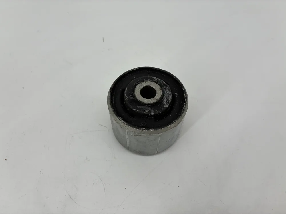 186698 FERRARI TAMPONE SUPPORTO CAMBIO 2