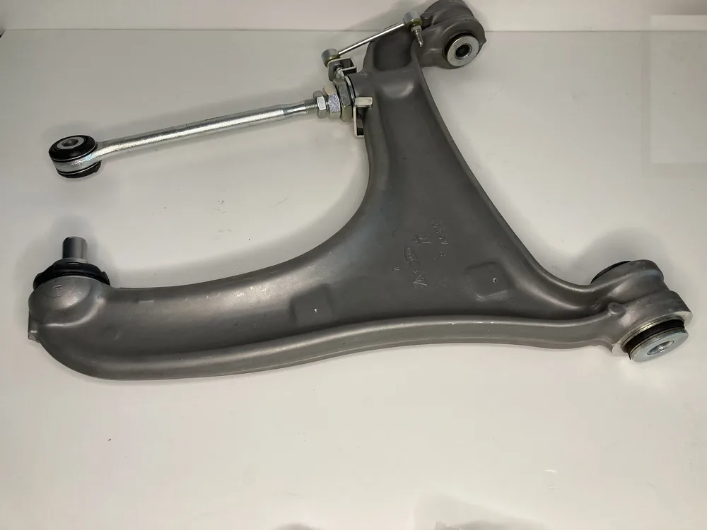 198501 MASERATI LH LOWER LEVER ASSEMBLY 2