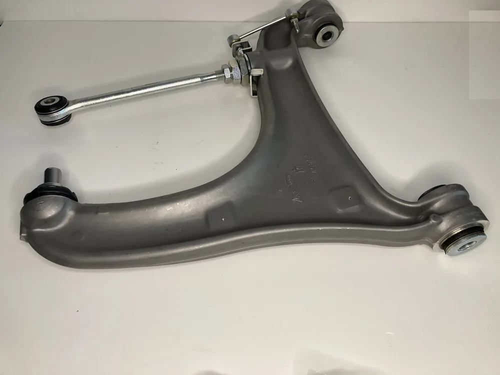 198501 MASERATI LH LOWER LEVER ASSEMBLY 3