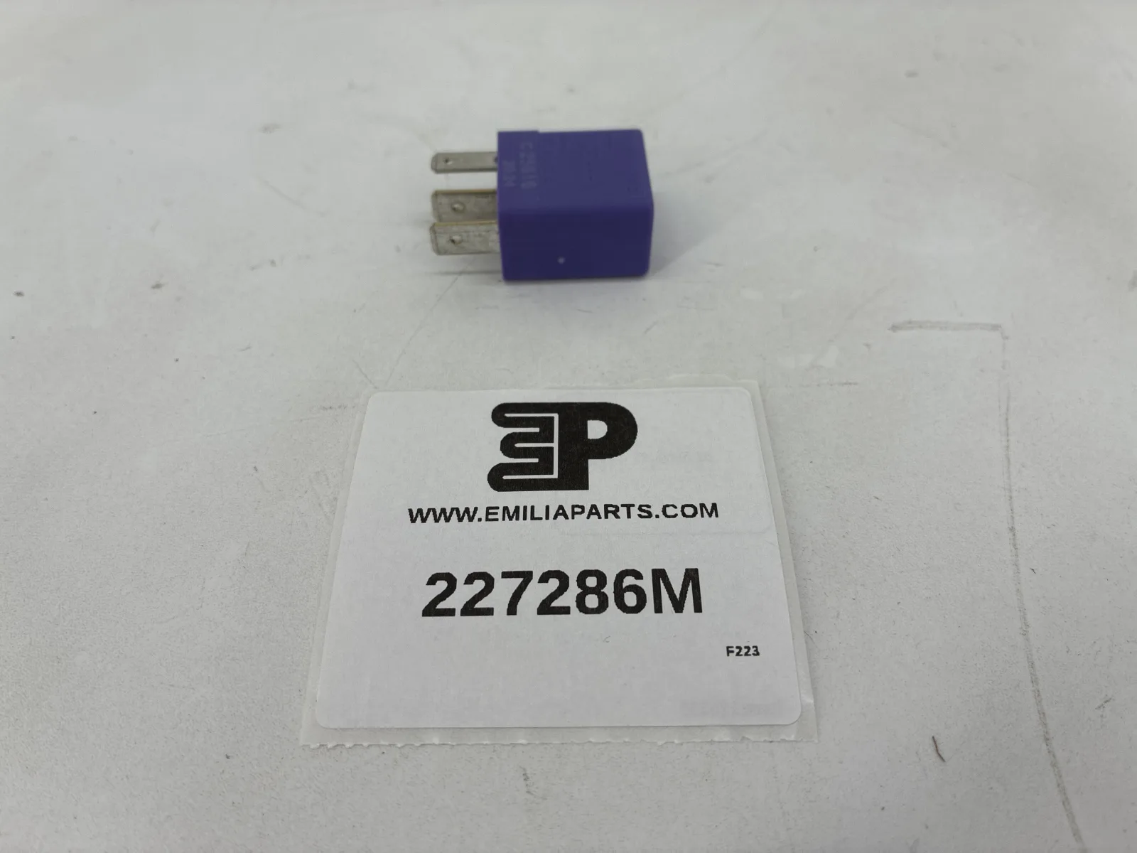 227286 MASERATI MICRO-RELAY SWITCH 30 AMP 3