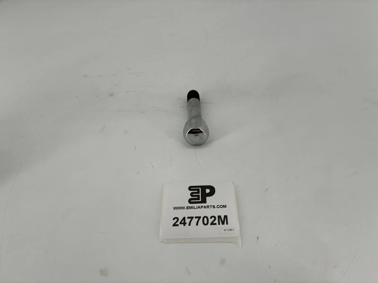 247702 MASERATI WHEEL STUD 2