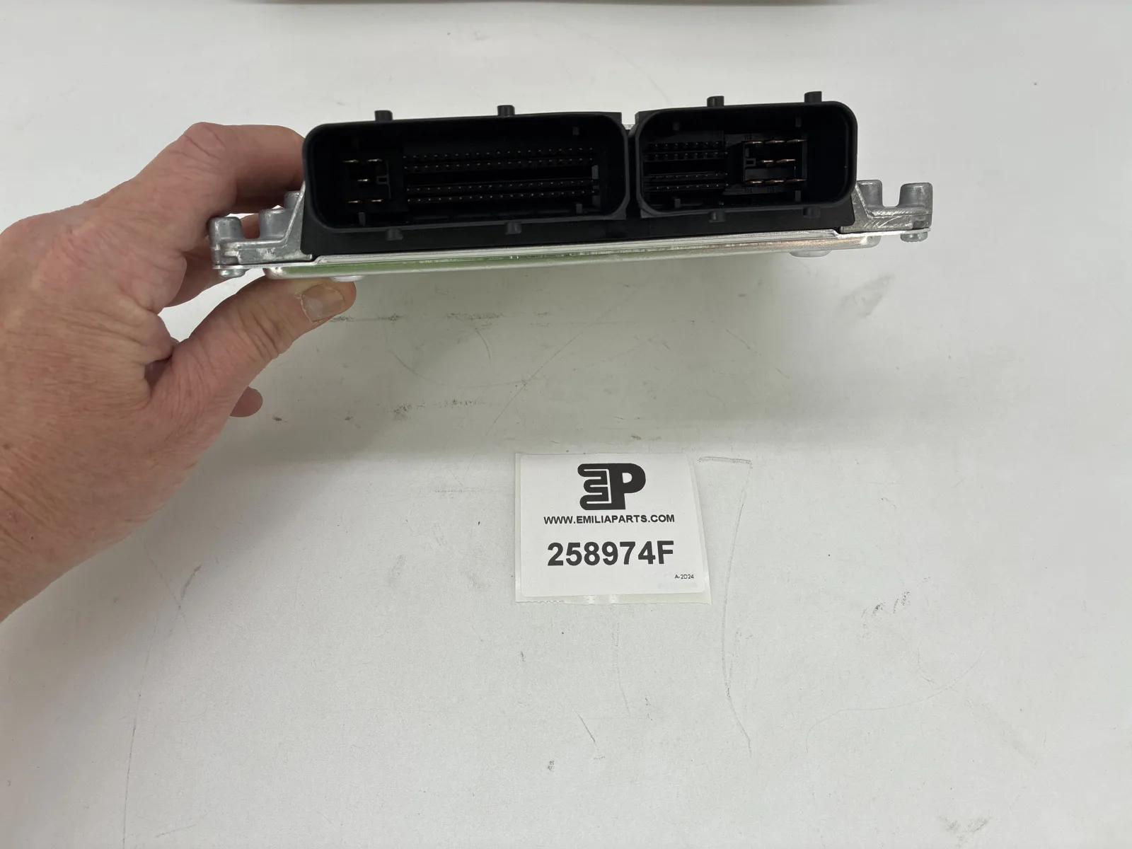258974 FERRARI CENTRALE BOITE DE VITESSES DCT - Non programmée 2