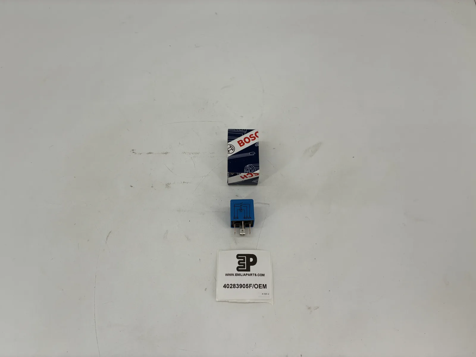40283905 FERRARI RELAIS BOSCH (PLASTIQUE COULEUR BLEU)