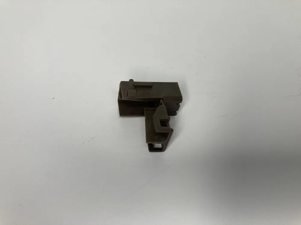 61329100 FERRARI CONNECTEUR 2