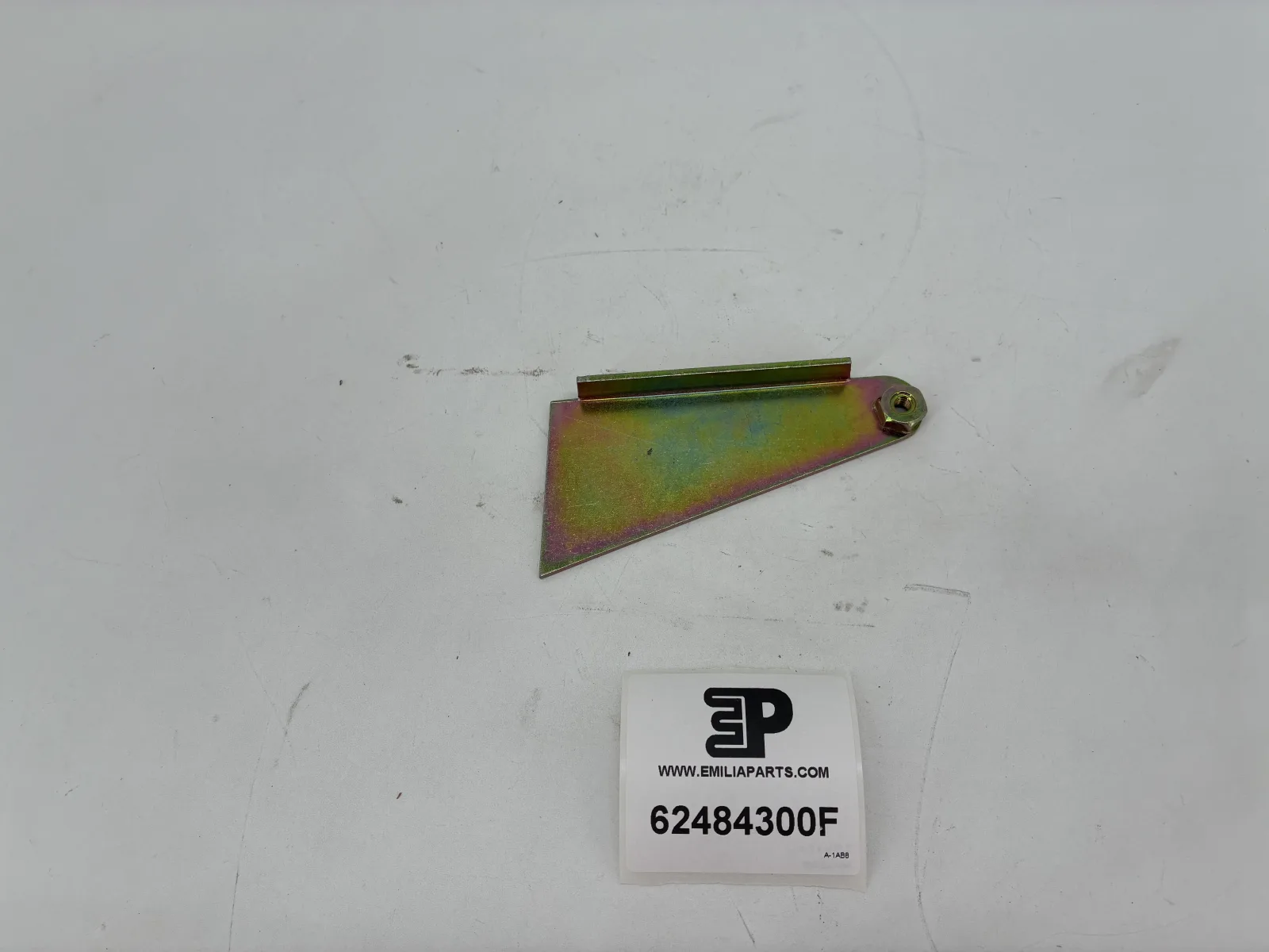 62484300 FERRARI BRACKET