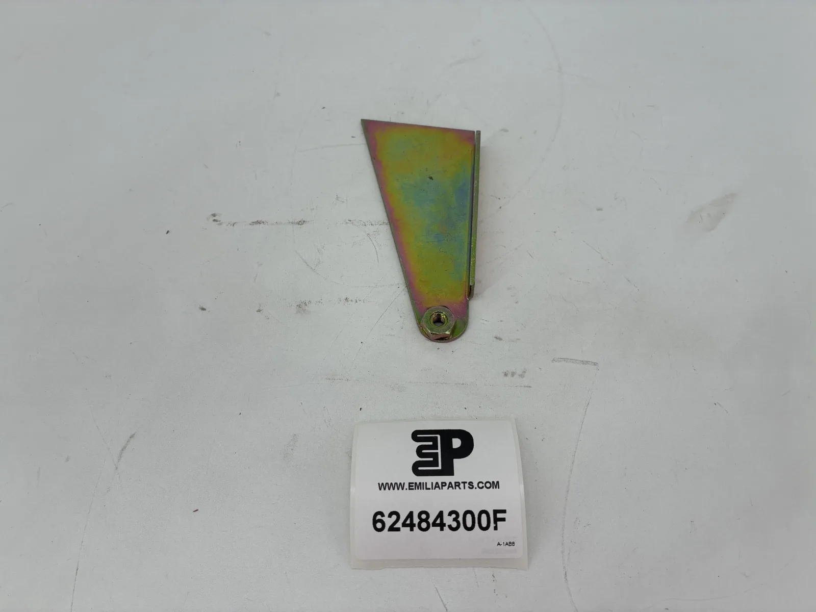 62484300 FERRARI BRACKET 3