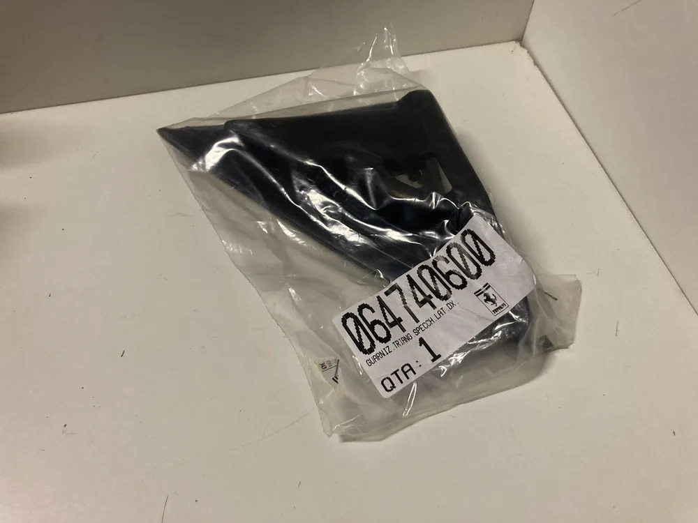 64740600 FERRARI JOINT DE RÉTROVISEUR DROIT 2