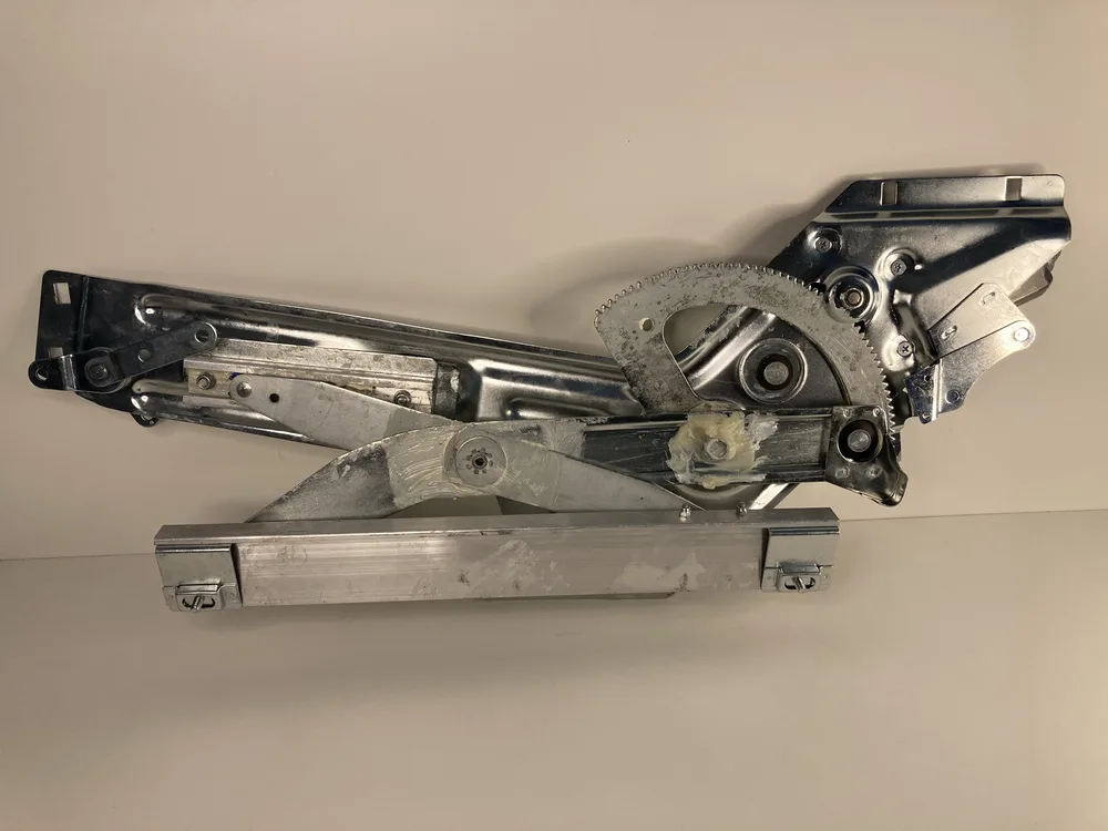 64742900 FERRARI CPL. LH GLASS LIFT 3