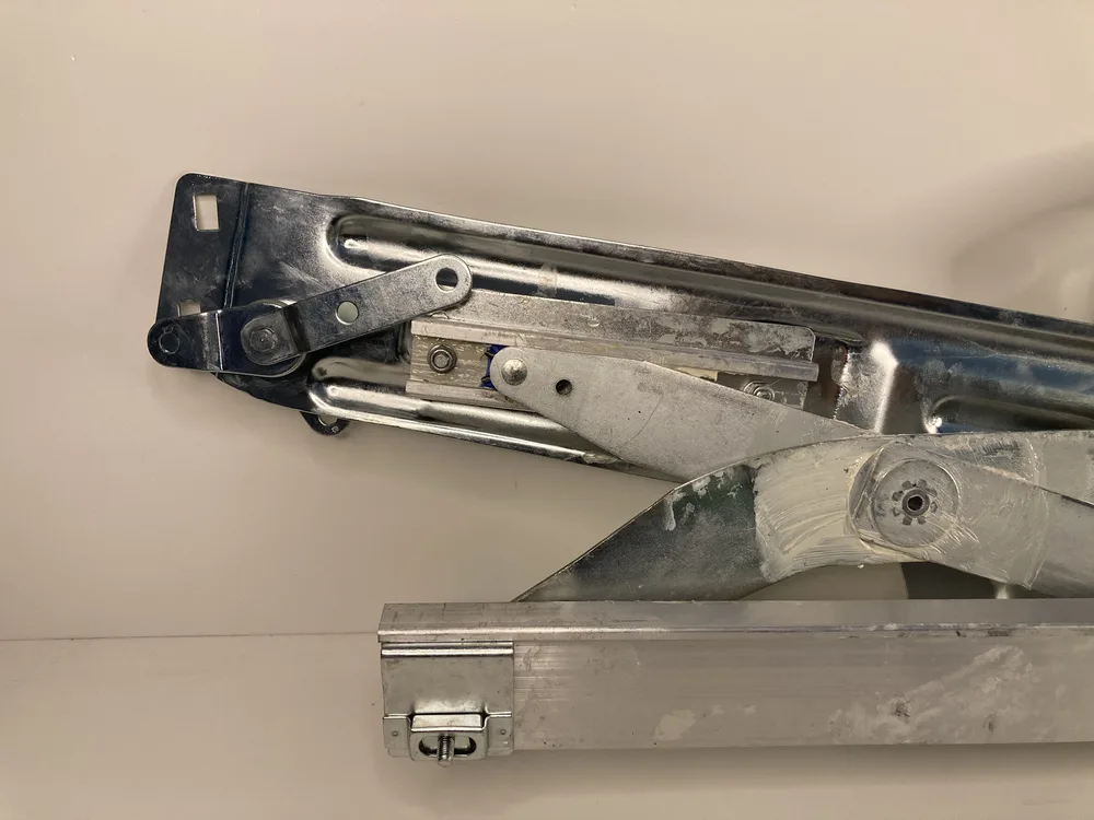 64742900 FERRARI CPL. LH GLASS LIFT 5