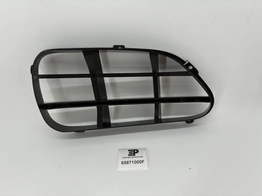 65871000 FERRARI R.H.GRILL FOR FRONT BUMPER 4