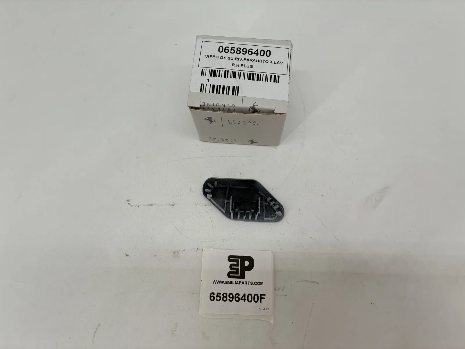 65896400 FERRARI R.H.PLUG 2