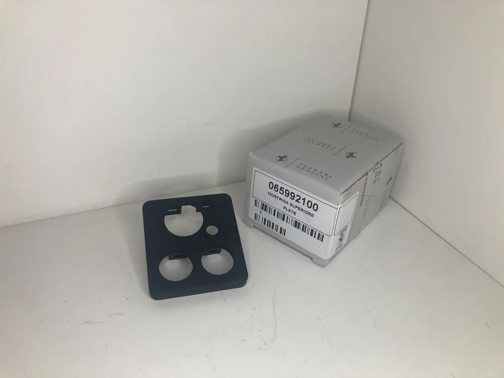 65992100 FERRARI ENTOURAGE BOUTON