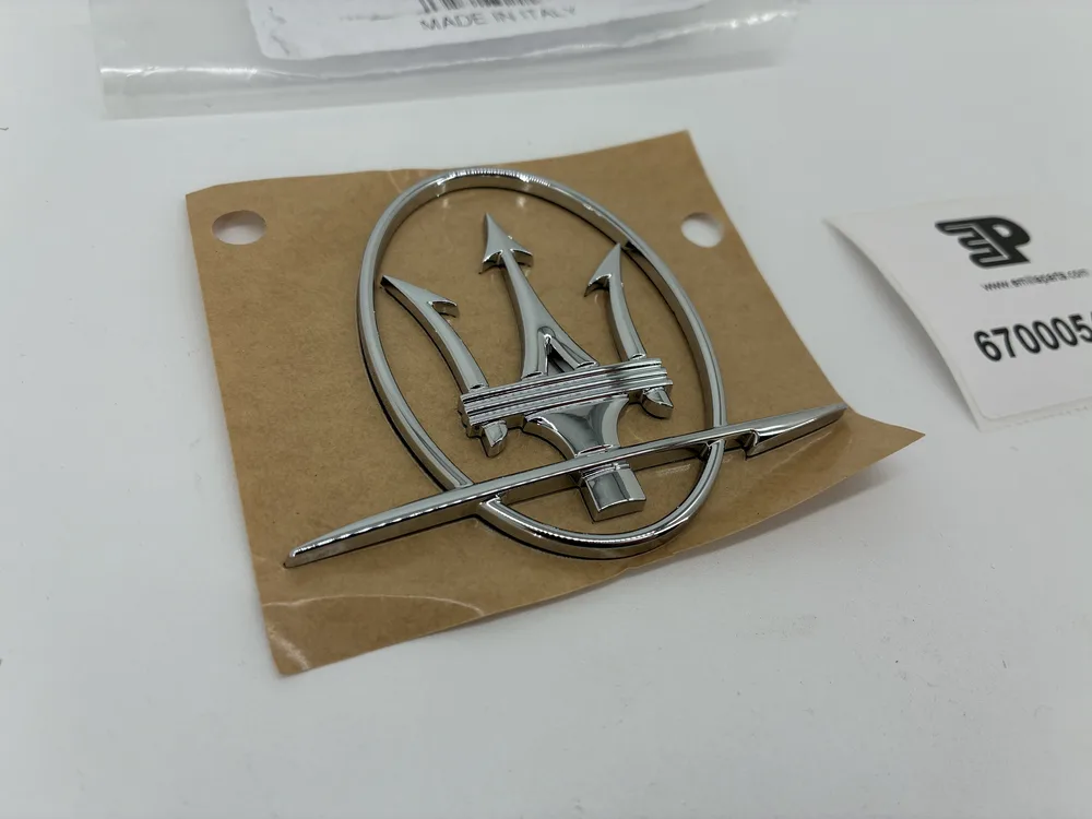 670005431 MASERATI LOGO SUR L 3