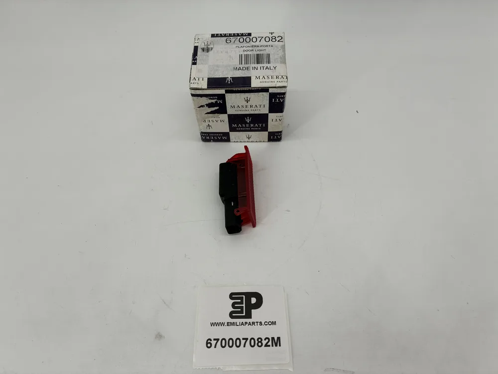 670007082 MASERATI PLAFONNIER 3
