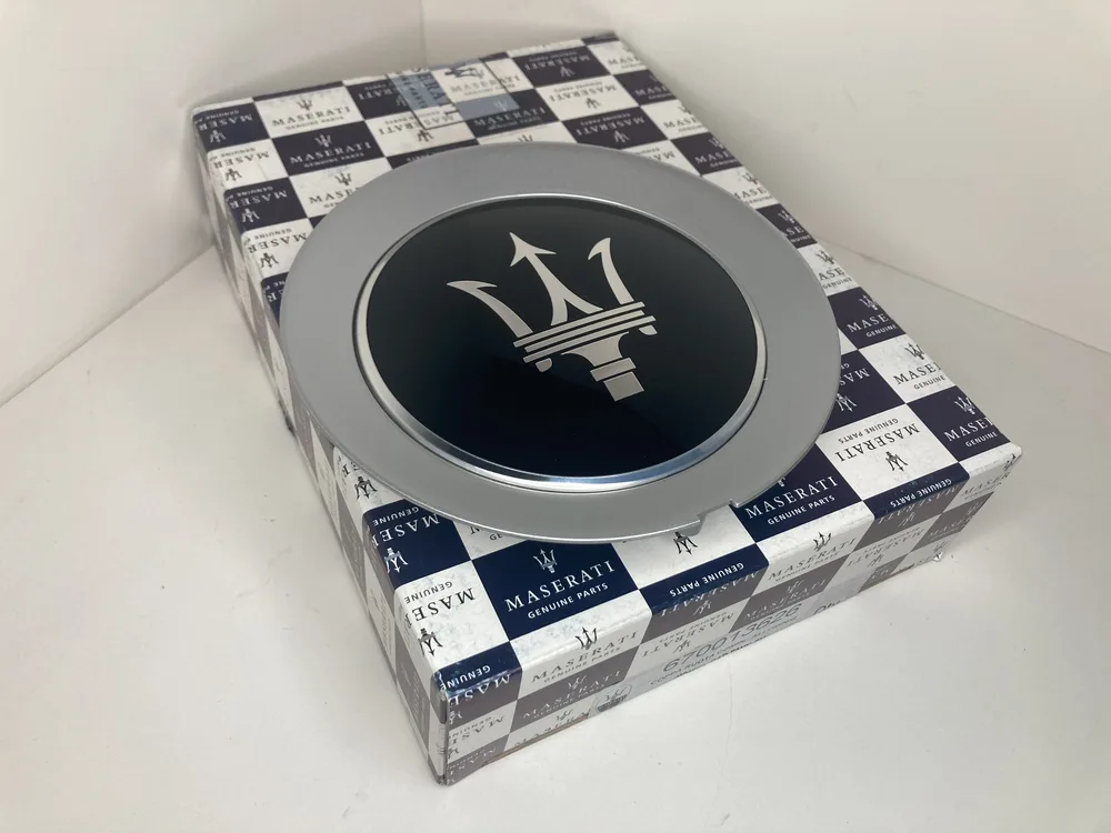 670013626 MASERATI WHEEL CAP EMBLEM 3