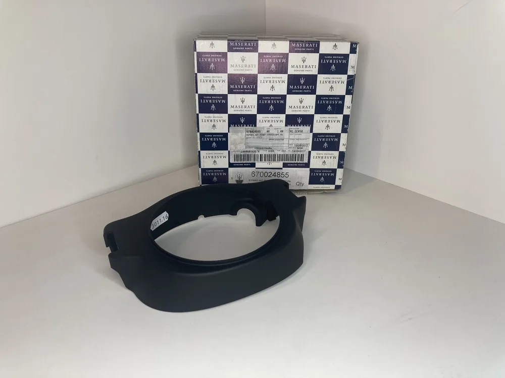670024855 MASERATI PROTECTION AVANT COLONNE DE DIRECTION
