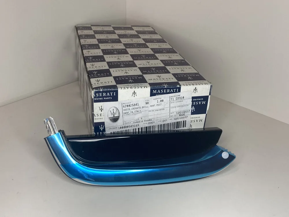 670025841 MASERATI REV 2