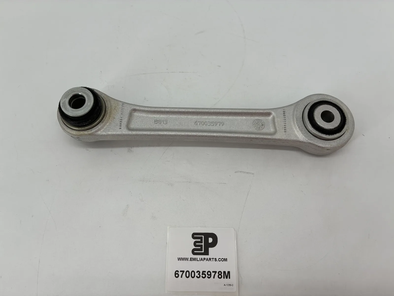 670035978 MASERATI CPL REAR BRACKET 2