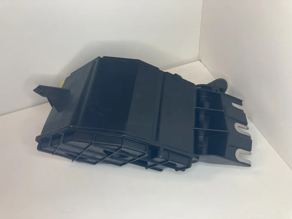 670036927 MASERATI FILTRE A VAPEUR ***REMPLACE PAR 670102642 *** 4