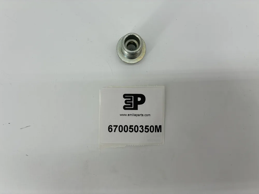 670050350 MASERATI OIL CAP 2
