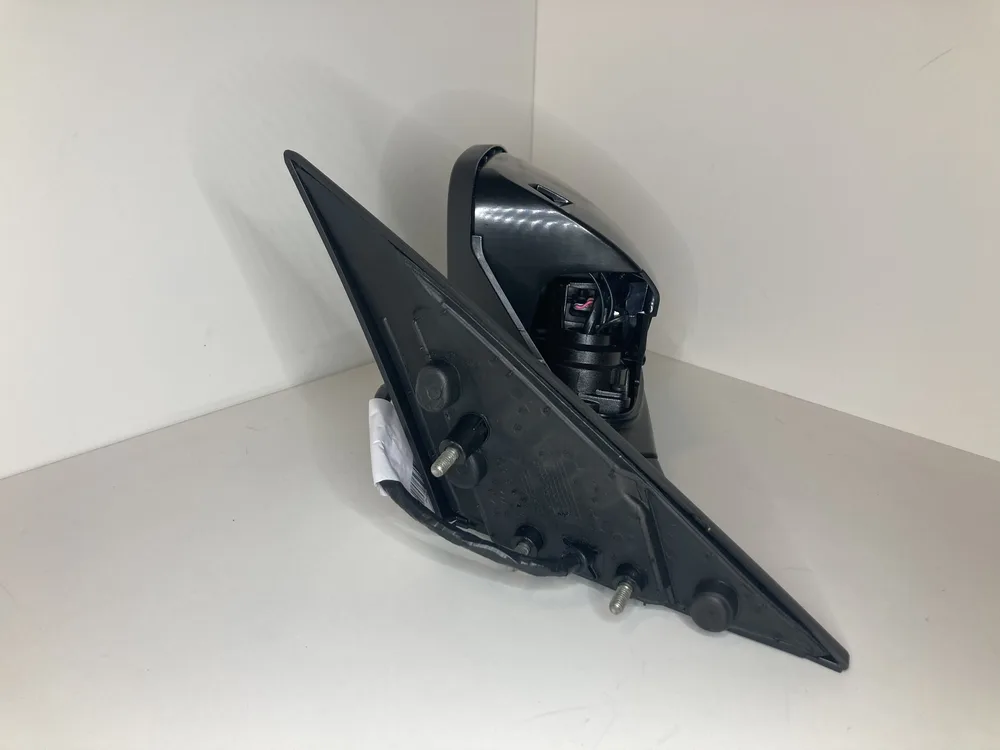 670063034 MASERATI R 3