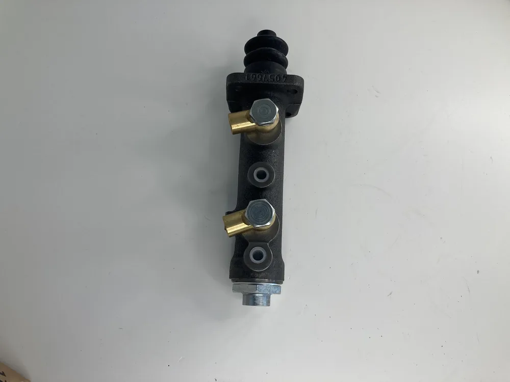 680043 FERRARI CYLINDER 330MK1 4