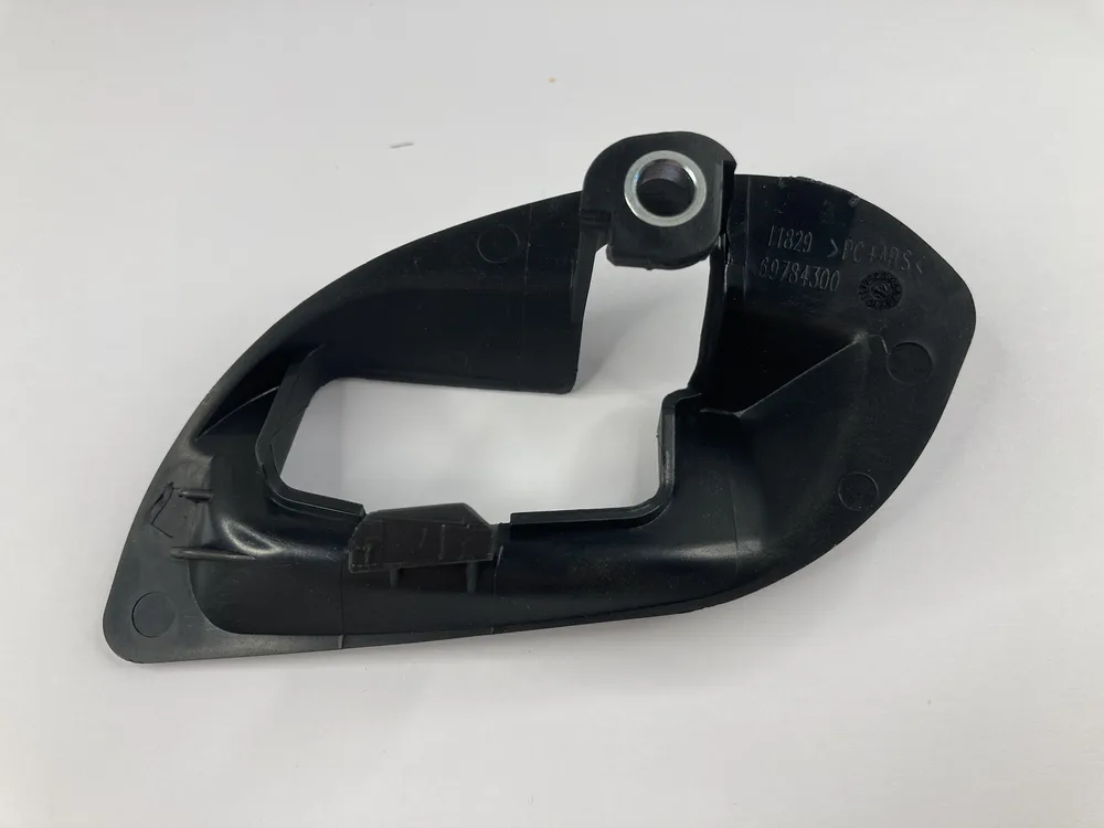 69784300 FERRARI CACHE SERRURE D. 2