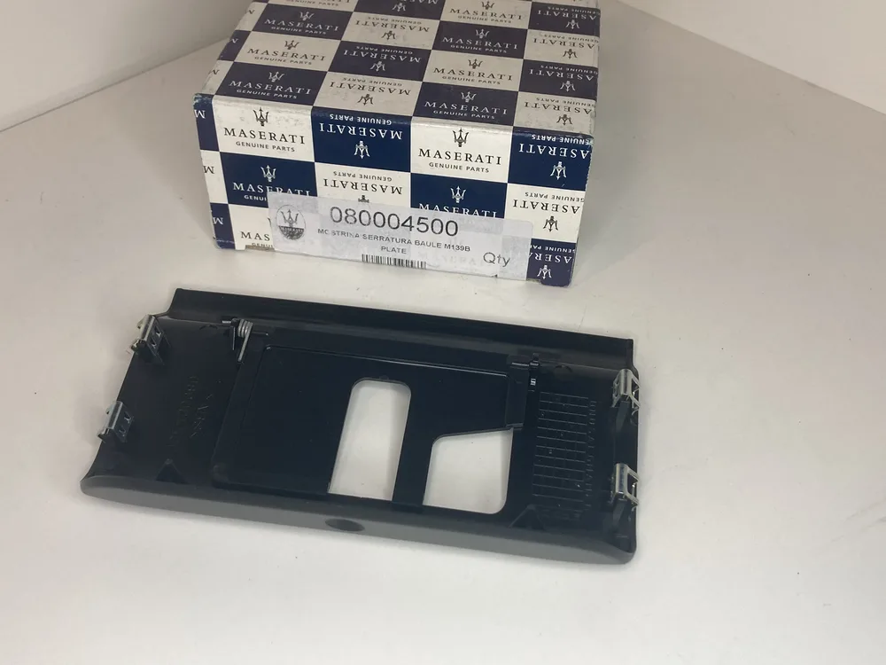 80004500 MASERATI PLATE 3