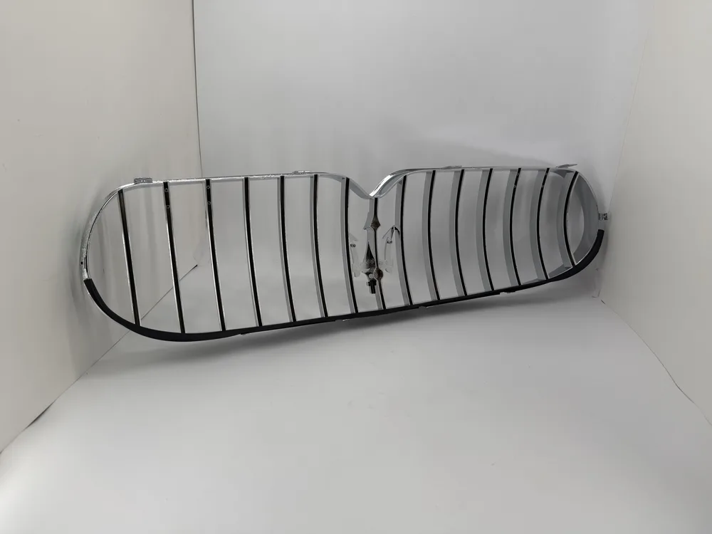 81459200 MASERATI COMPLETE FRONT GRILL 4