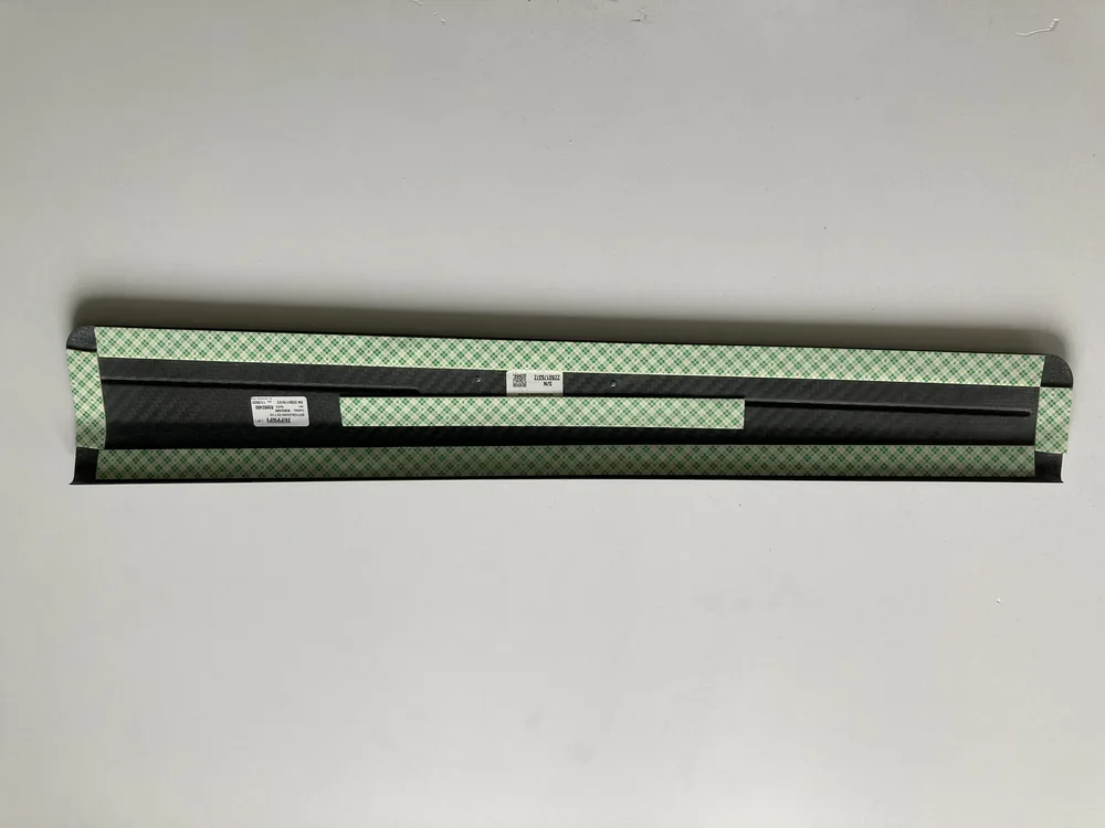 85982400 FERRARI RH KICKPLATE 2