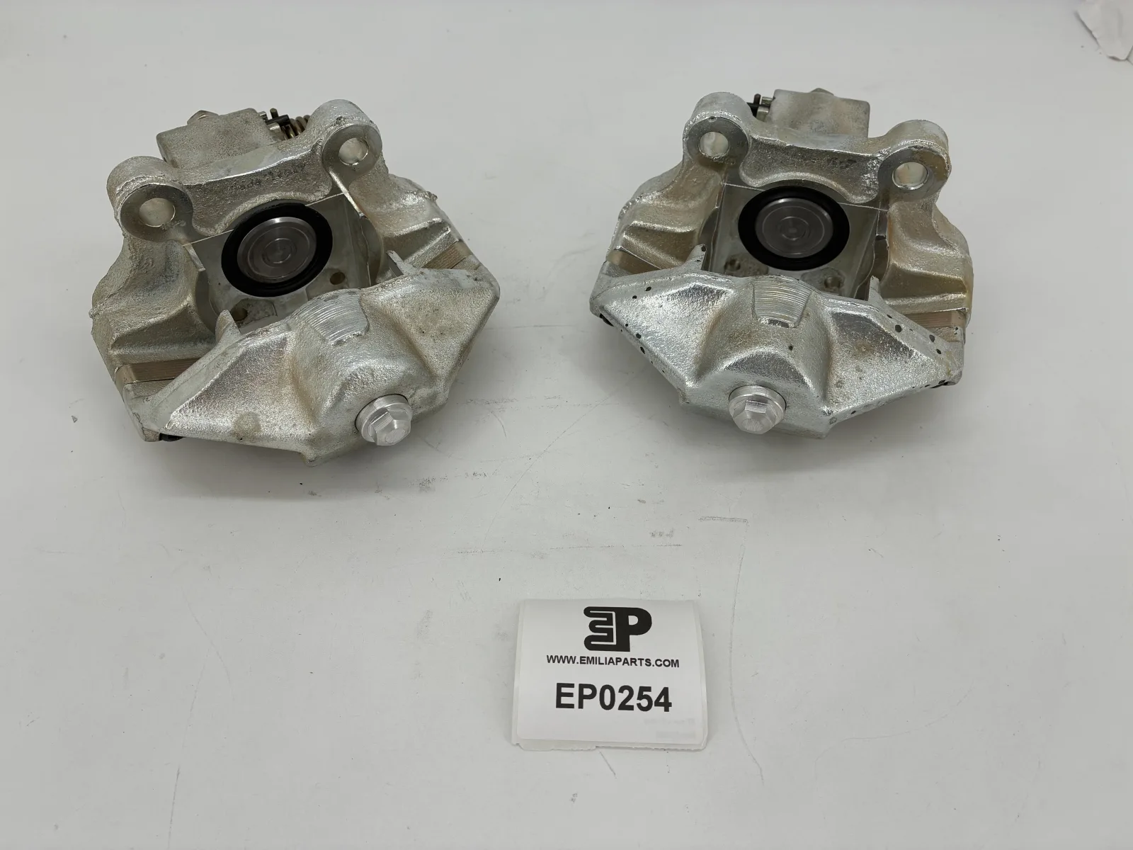 EP0254 KIT PAIRE D ETRIERS DE FREIN ARRIERE FERRARI 246 / 208 / 308 2